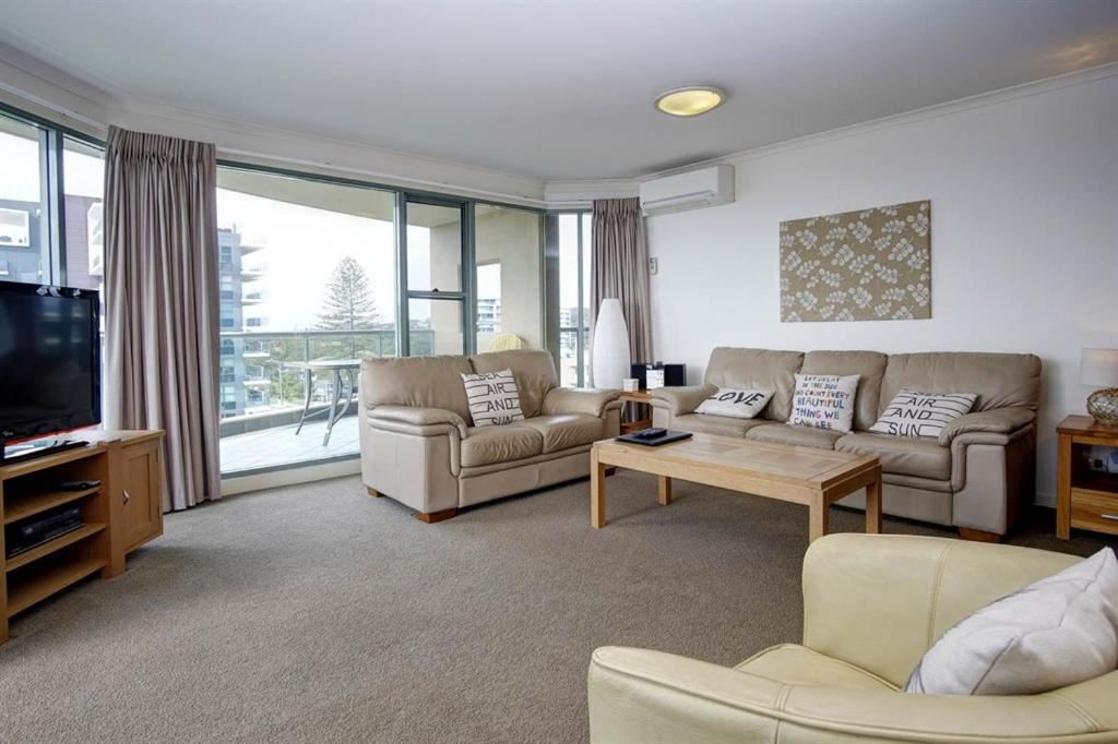 פורסטר Sails Apartments מראה חיצוני תמונה